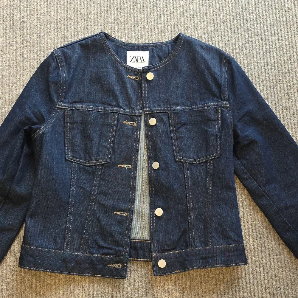 Zara Collection Blogger Fave Fitted Denim Blazer/Jacket Size Medium - Picture 9 of 12